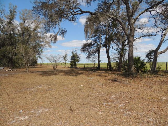 4551 SE 138TH TERRACE, Morriston, FL 32668