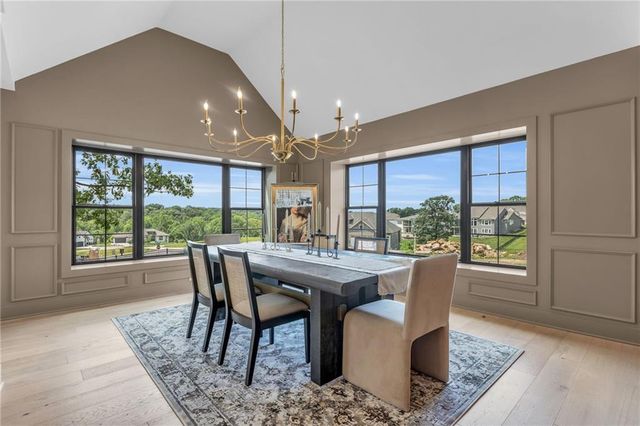 12811 W 71st Street, Shawnee, KS 66216
