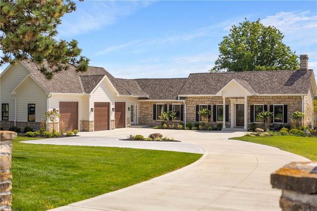 12811 W 71st Street, Shawnee, KS 66216