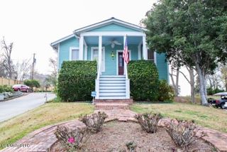 26 Cemetery Road, Natchez, MS 39120
