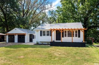 120 Mount Aire Drive, East Peoria, IL 61611
