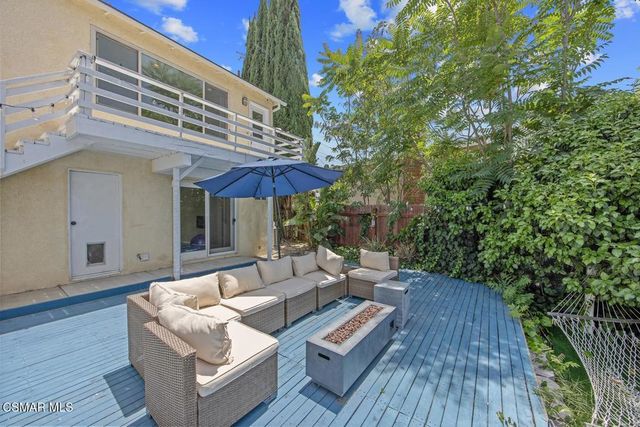 593 Benson Way, Thousand Oaks, CA 91360