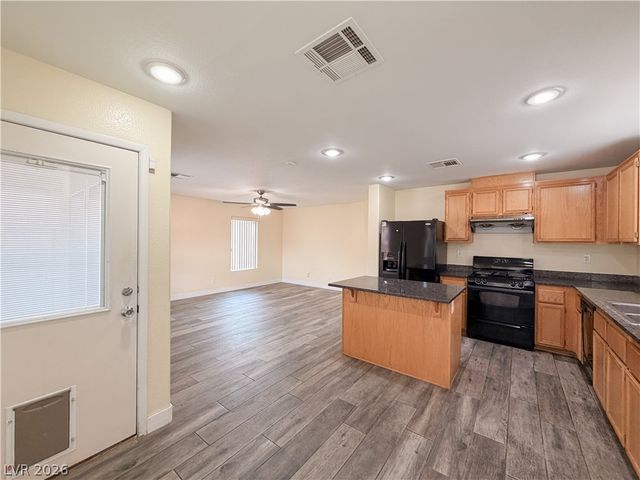 6204 Alpine Tree Avenue, Las Vegas, NV 89139