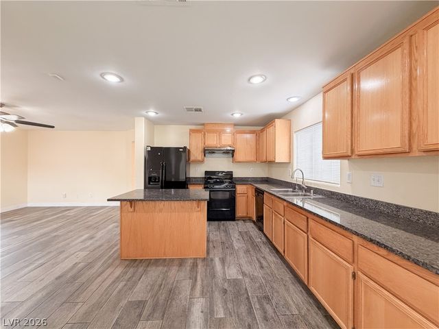 6204 Alpine Tree Avenue, Las Vegas, NV 89139