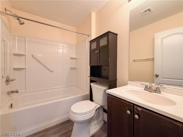 6204 Alpine Tree Avenue, Las Vegas, NV 89139