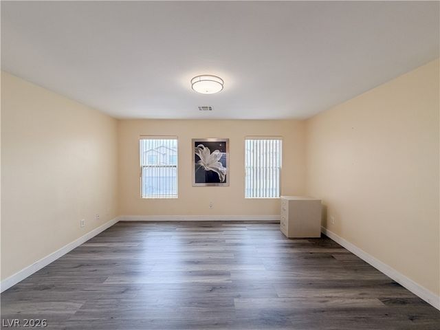 6204 Alpine Tree Avenue, Las Vegas, NV 89139