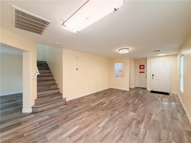 6204 Alpine Tree Avenue, Las Vegas, NV 89139