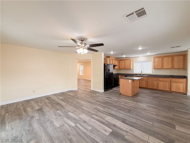 6204 Alpine Tree Avenue, Las Vegas, NV 89139