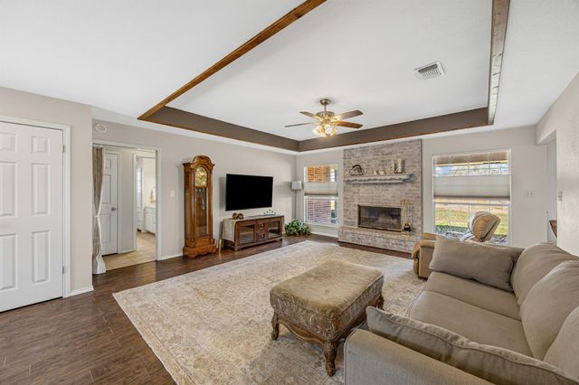 130 Cora ST, New Braunfels, TX 78130