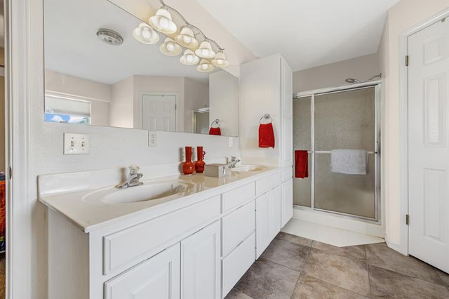 130 Cora ST, New Braunfels, TX 78130