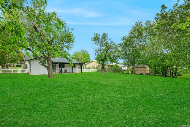 212 Shadywood, Boerne, TX 78006