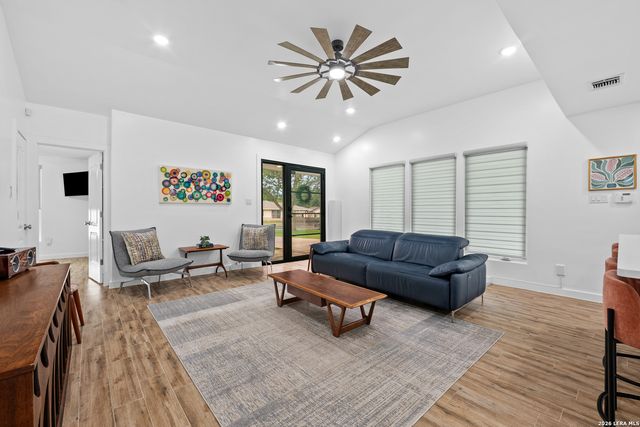 212 Shadywood, Boerne, TX 78006
