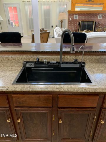 104 North 2nd Street, Watauga, TN 37694