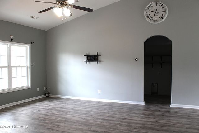 107 Lilac Lane, Richlands, NC 28574