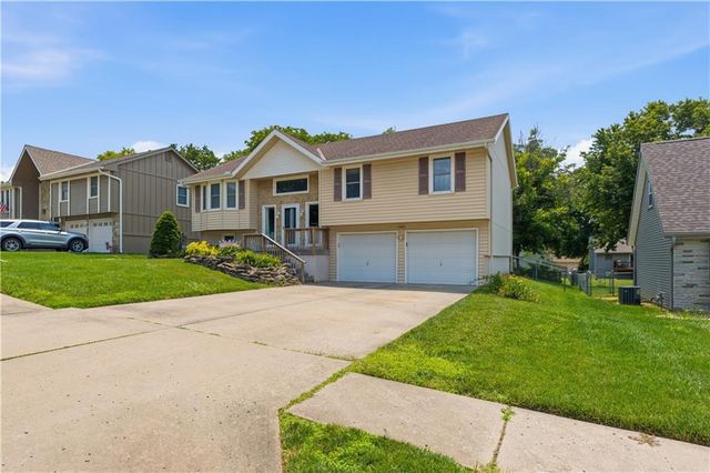 7309 Erika Court, Pleasant Valley, MO 64068