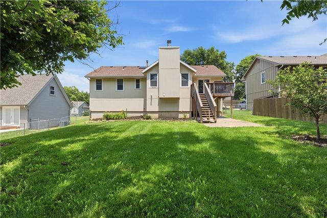 7309 Erika Court, Pleasant Valley, MO 64068