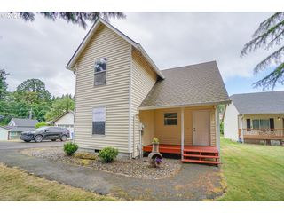 550 N 2ND Pl, Kalama, WA 98625