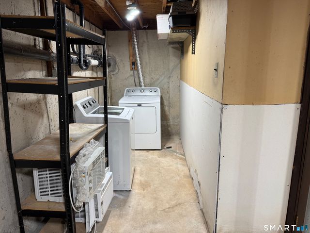 109 Red Robin Road, Naugatuck, CT 06770