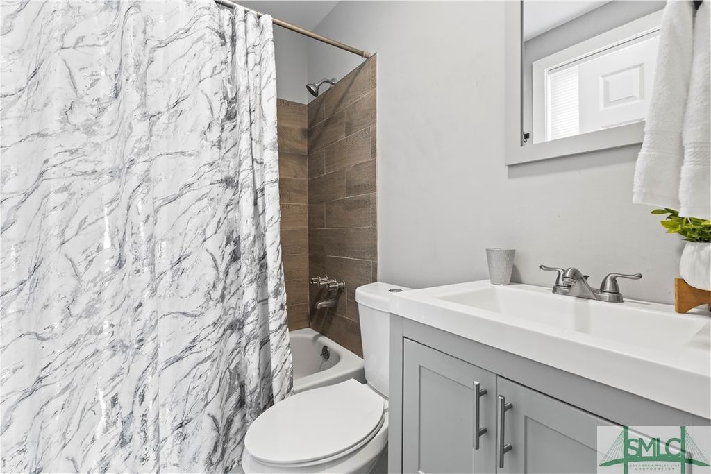 Image 28 of property listing at 1712 E 39th Street, Savannah, GA 31404