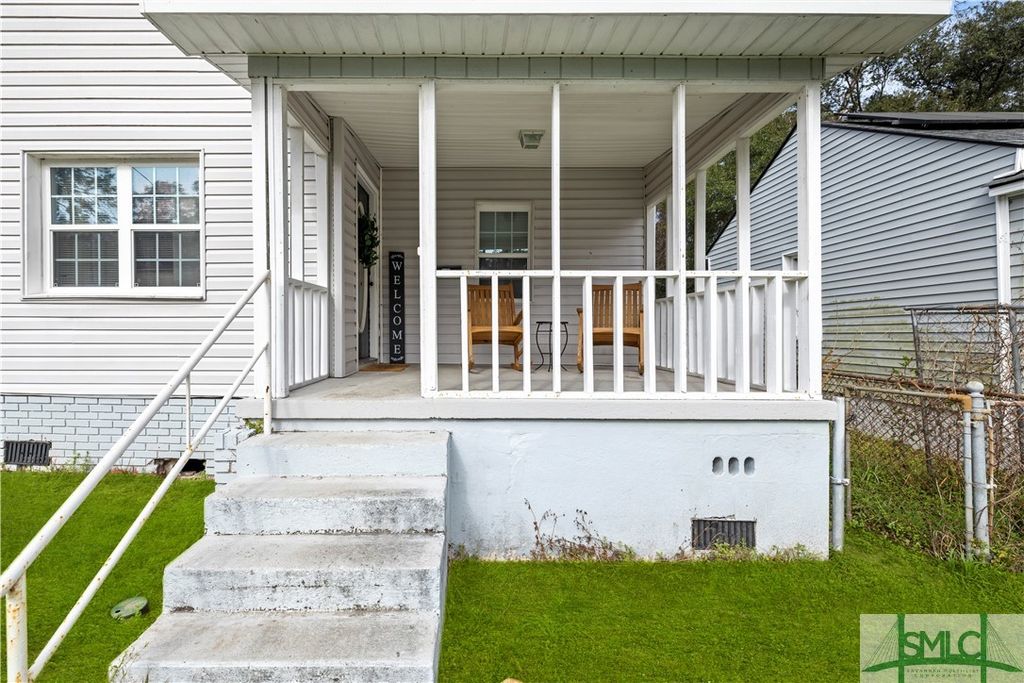 Image 4 of property listing at 1712 E 39th Street, Savannah, GA 31404
