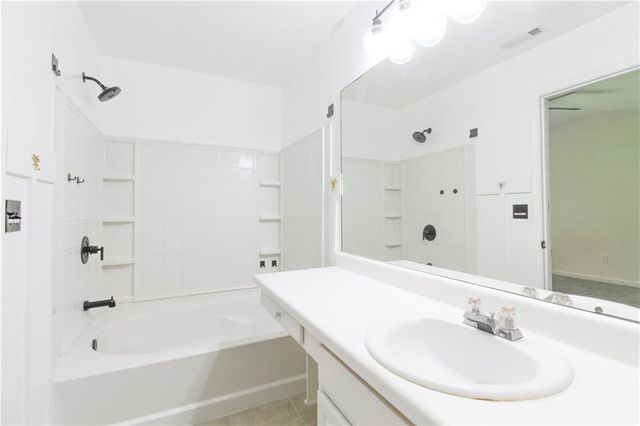 6589 Arbor Gate Drive SW 10, Mableton, GA 30126