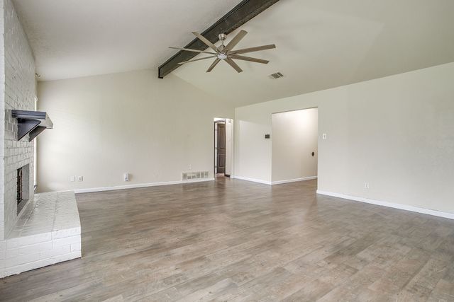 2733 Southpark Lane, Fort Worth, TX 76133