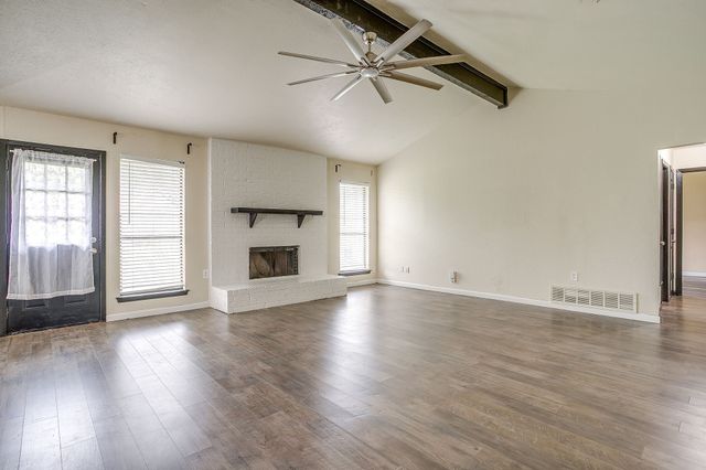 2733 Southpark Lane, Fort Worth, TX 76133