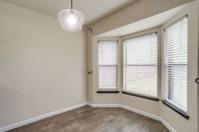 2733 Southpark Lane, Fort Worth, TX 76133