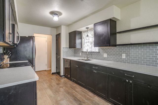 2733 Southpark Lane, Fort Worth, TX 76133