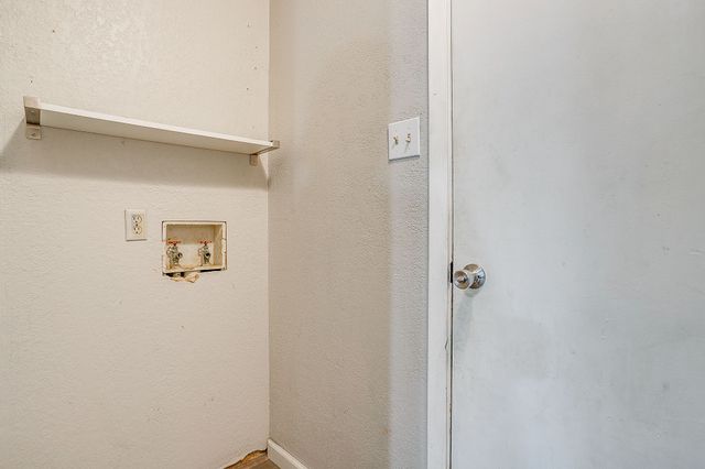 2733 Southpark Lane, Fort Worth, TX 76133