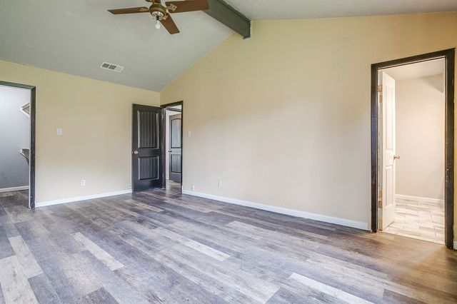 2733 Southpark Lane, Fort Worth, TX 76133