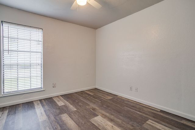 2733 Southpark Lane, Fort Worth, TX 76133