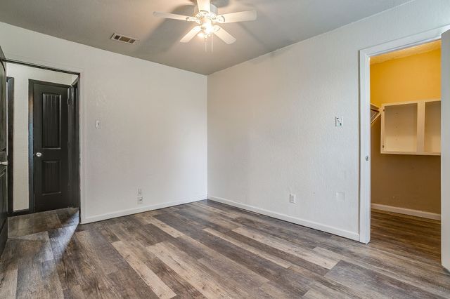 2733 Southpark Lane, Fort Worth, TX 76133