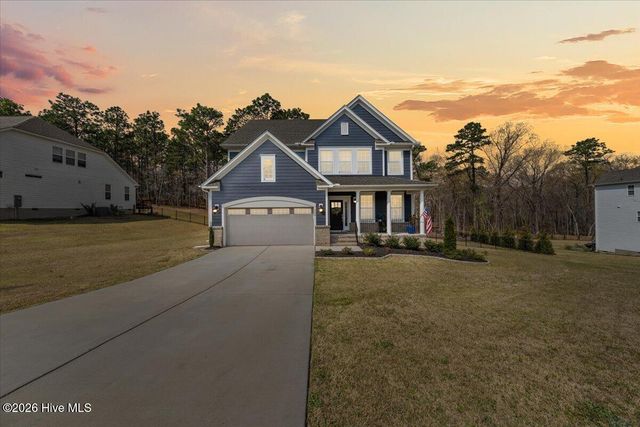 980 W Hedgelawn Way, Southern Pines, NC 28387