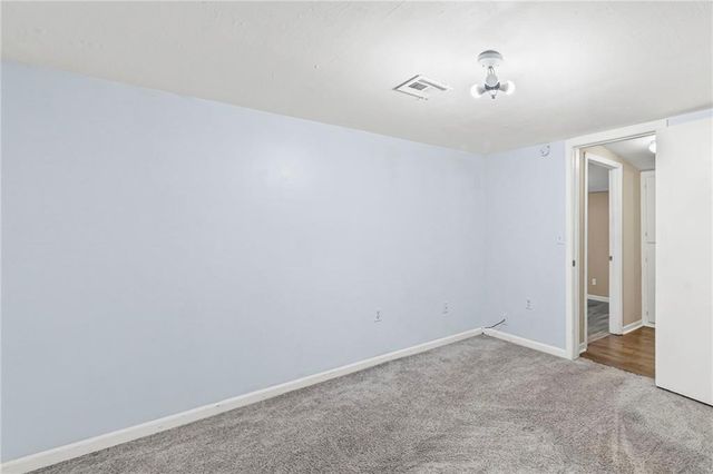 9421 E 67th Terrace, Raytown, MO 64133
