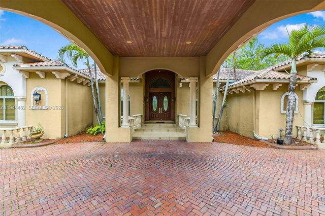 7761 SW 122nd Ave, Miami, FL 33183