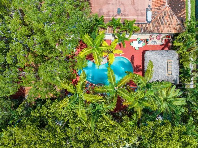 7761 SW 122nd Ave, Miami, FL 33183