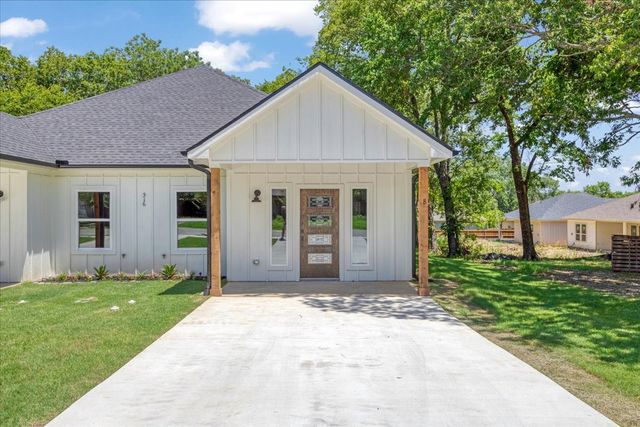 516 S 4th Street, Bonham, TX 75418