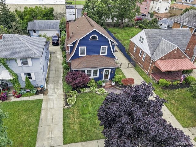 64 Mapleview Road, Cheektowaga, NY 14225