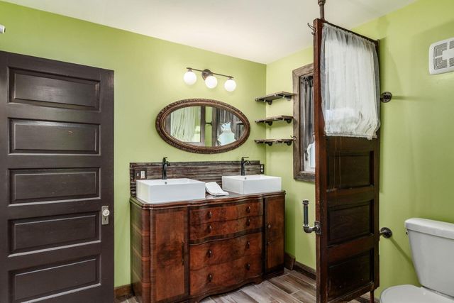 333 E Jenkins Avenue, Columbus, OH 43207