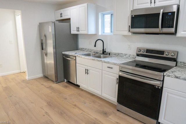 35 Sycamore AVE, Newport News, VA 23607