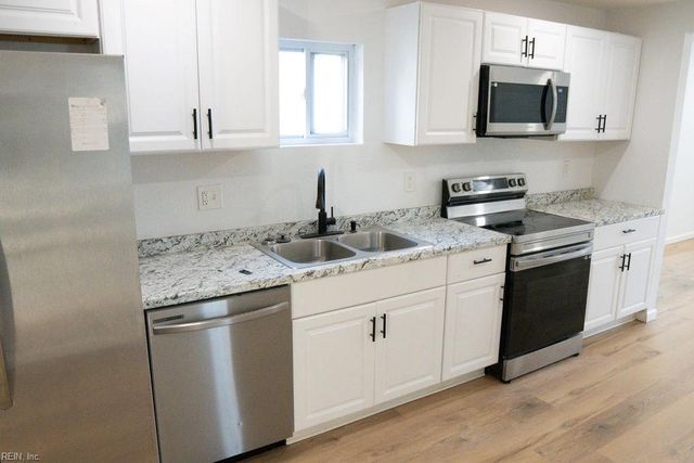 35 Sycamore AVE, Newport News, VA 23607