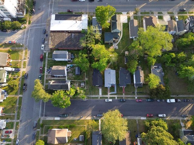 35 Sycamore AVE, Newport News, VA 23607