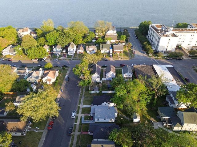 35 Sycamore AVE, Newport News, VA 23607