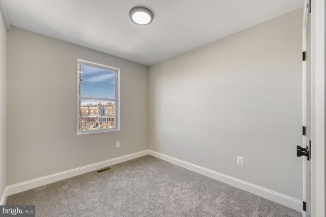 116 HILTON ST, Baltimore, MD 21229