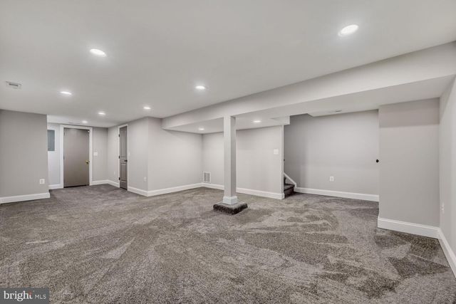 116 HILTON ST, Baltimore, MD 21229