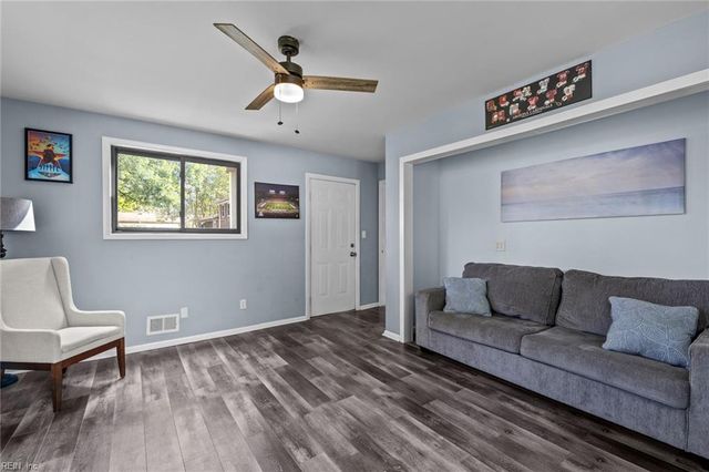 1622 Bill ST, Norfolk, VA 23518