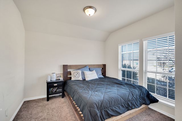 127 Garden Grove Drive, Waxahachie, TX 75165