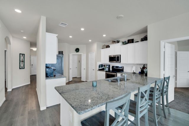 127 Garden Grove Drive, Waxahachie, TX 75165