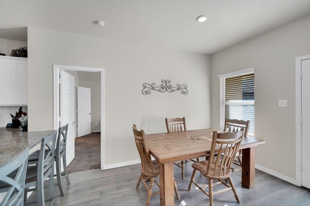 127 Garden Grove Drive, Waxahachie, TX 75165